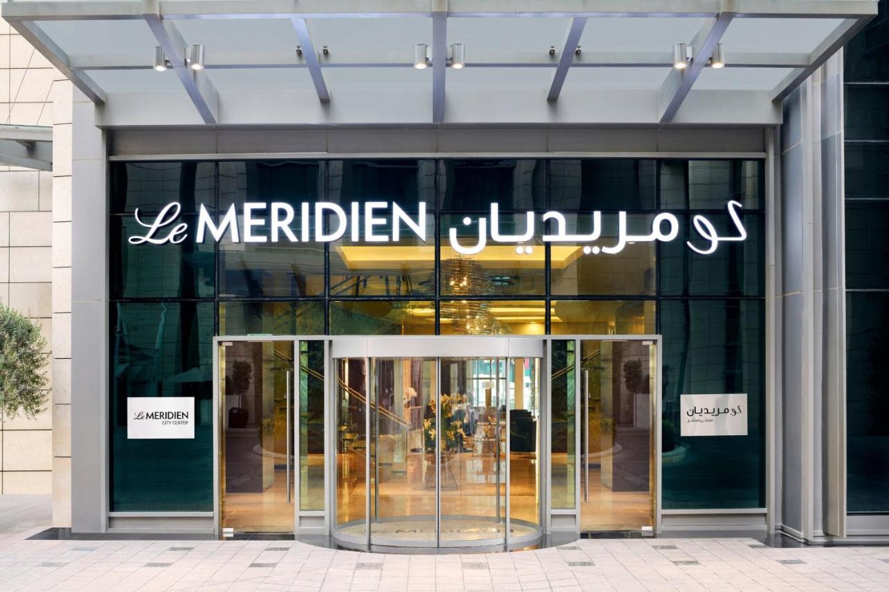 Le Meridien City Center Doha Hotel Exterior photo